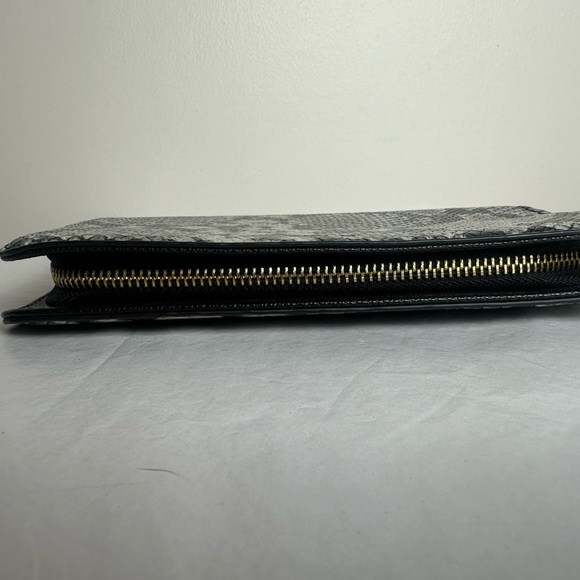 Snake-Embossed Zip Wallet - Picture 4 of 16